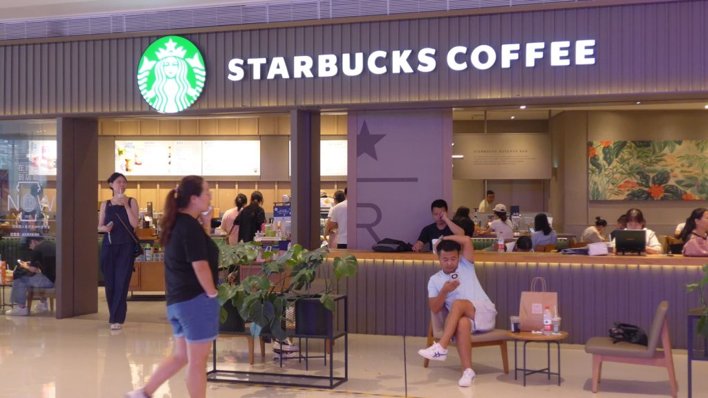 La campaña de Elliott en Starbucks consiguió un mejor trato del que pedía