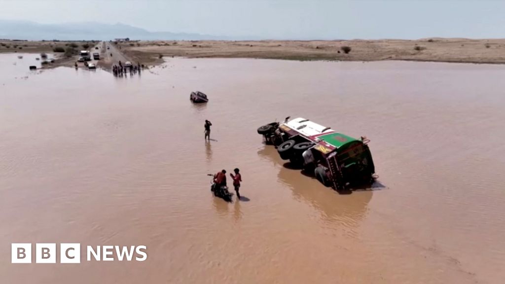 Las inundaciones en Yemen han dejado 57 muertos y miles de desplazados